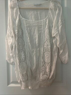 Solitaire White  Crochet-Panel Tunic Top
